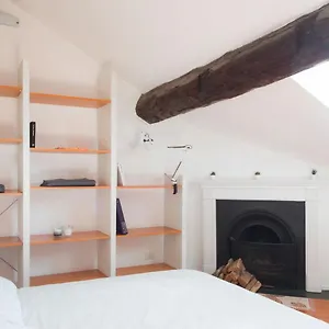 La Mansarda Sui Navigli Apartment Milan